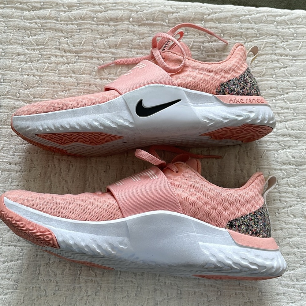Nike In Season Renew - Picture 3 of 7